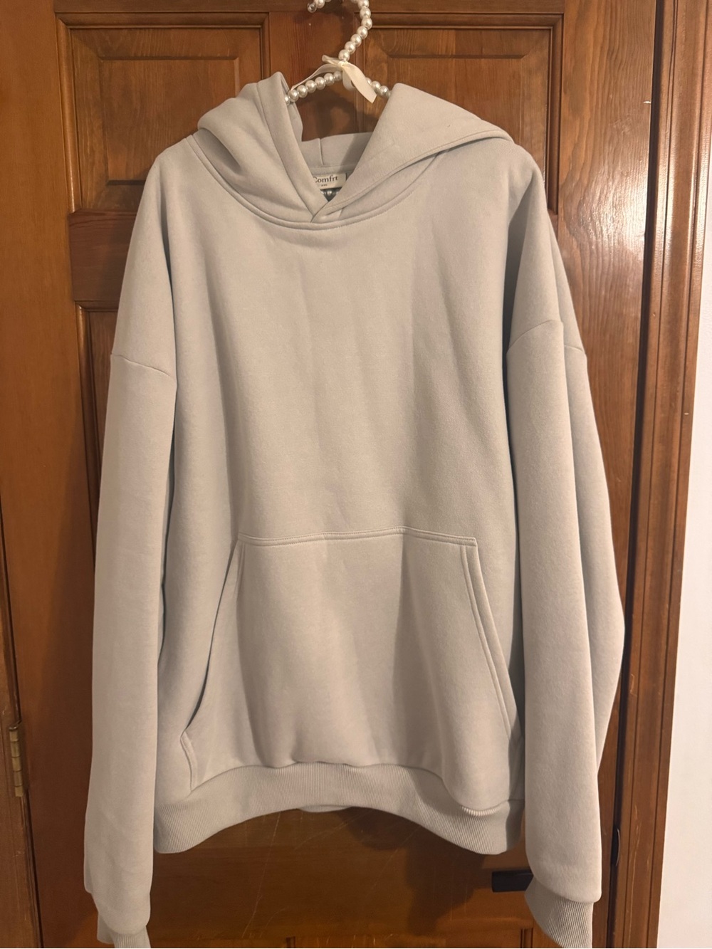 Comfrt Signature Hoodie Sweatshirt